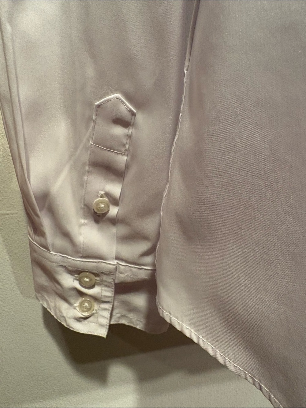Liz Claiborne  Crisp White Career Shirt. Size petite large - Picture 9 of 9
